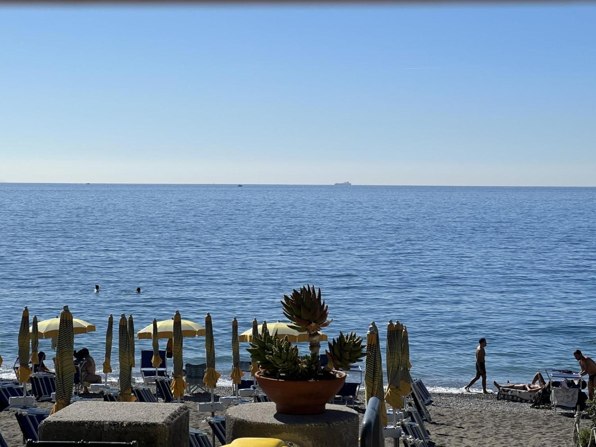 Midnight Sun Bed & Breakfast Vietri sul Mare Exterior photo